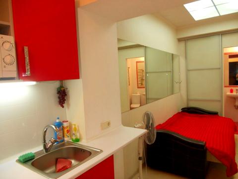 квартира по адресу Веры Холодной пл., 3