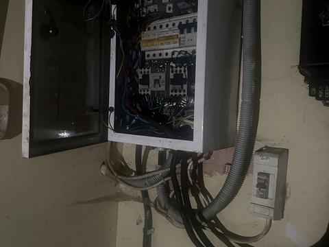 комерційна за адресою Промислова вул., 2