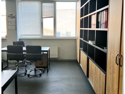 комерційна за адресою Балківська вул., 1