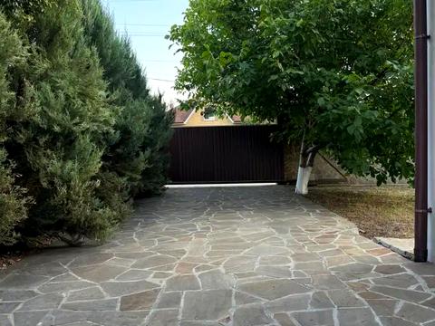 будинок за адресою Зарічна