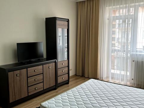 квартира за адресою Олександра Хіри вул., 9