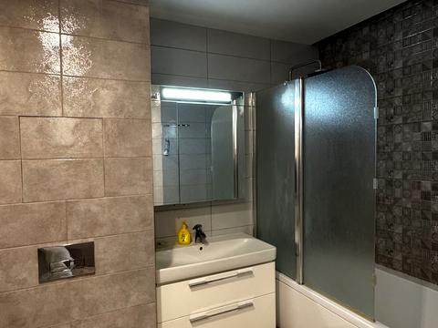 квартира за адресою авиатор, 1