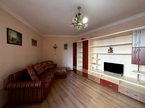 квартира по адресу Василия Симоненко ул., (Будинок 4)