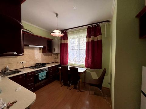 квартира по адресу Василия Симоненко ул., (Будинок 4)