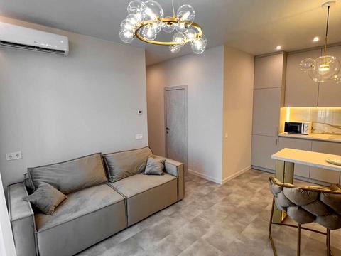 квартира по адресу Кучеревського бульв., 1