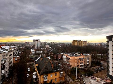 квартира за адресою Августина Волошина вул., 2-Б