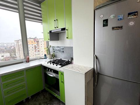 квартира за адресою Володимира Івасюка вул., 10