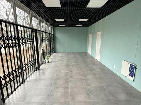 коммерческая по адресу Богдана Хмельницкого просп. (Героев Сталинграда), 138А