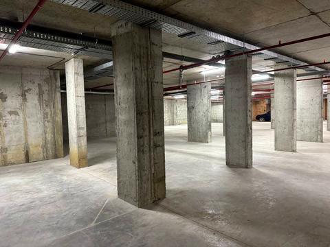 паркомісце за адресою Лісна вул., (Будинок)