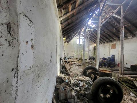 комерційна за адресою Хмельницького, 7