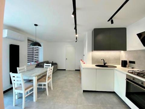 квартира по адресу Степана Бандеры ул., 77-Б