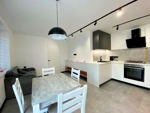 квартира по адресу Степана Бандеры ул., 77-Б