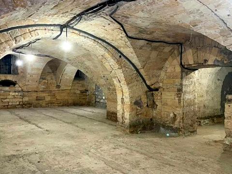 коммерческая по адресу Троицкая ул., 45