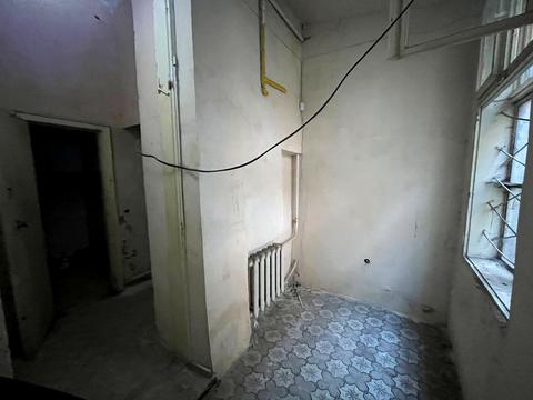 комерційна за адресою Шептицьких вул., 38