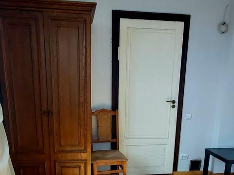 будинок за адресою Володимира Івасюка вул.