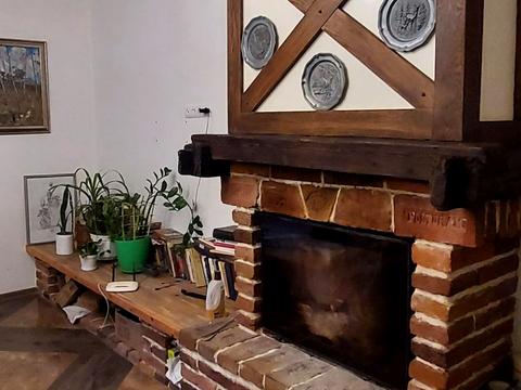 будинок за адресою Володимира Івасюка вул.