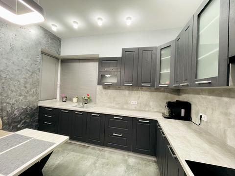 будинок за адресою В'ячеслава Чорновола вул.