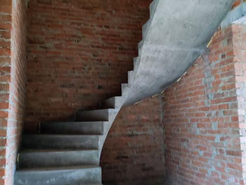 будинок за адресою Золота