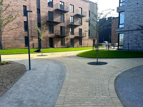 квартира за адресою 24 Серпня вул., 32