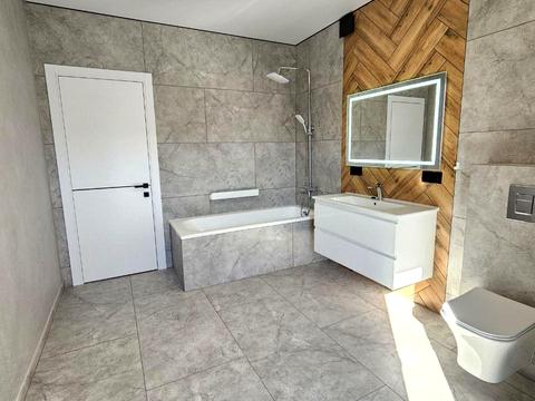 дом по адресу 22-го Января ул.