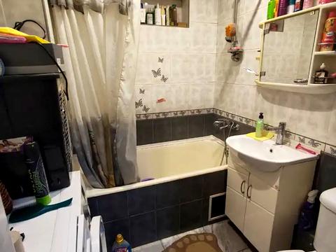 дом по адресу Радостная ул.