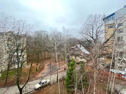 квартира за адресою Чорновола вул., 98