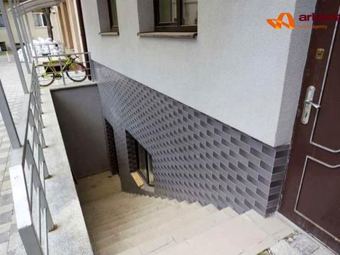 комерційна за адресою Івано-Франківськ, Михайла Мулика вул. (Гаркуші), 8