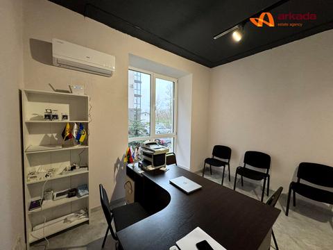 комерційна за адресою Героїв Миколаєва вул., (Будинок 3)