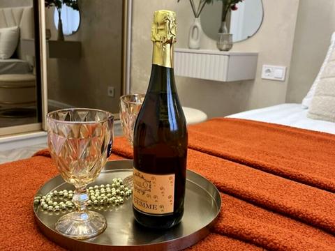 квартира за адресою андрія шептицького, 4