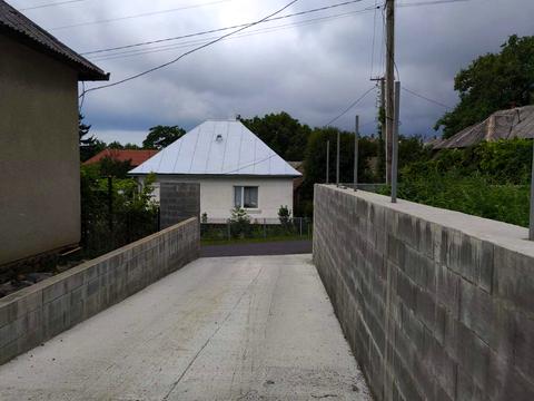 будинок за адресою Центральна вул.