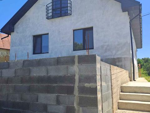 будинок за адресою Центральна вул.