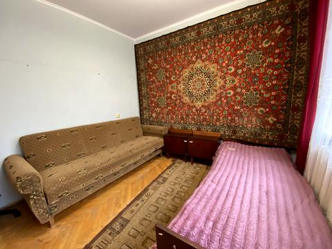 квартира за адресою Космонавтів просп., 62