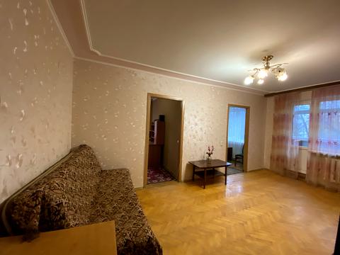 квартира за адресою Космонавтів просп., 62