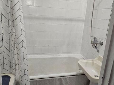 квартира за адресою житловий масив Тополя-3 вул., 12