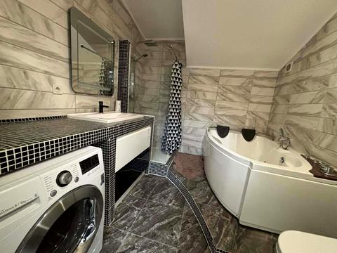 квартира по адресу Троллейбусная ул., 5