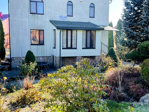 будинок за адресою Салютна вул.