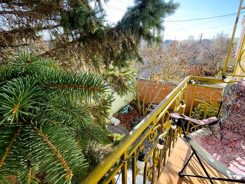 будинок за адресою Салютна вул.