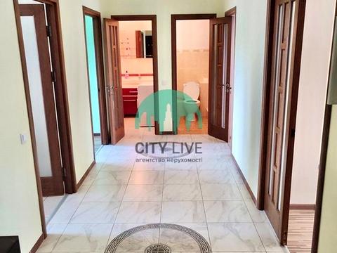 квартира за адресою Тролейбусна вул., 32