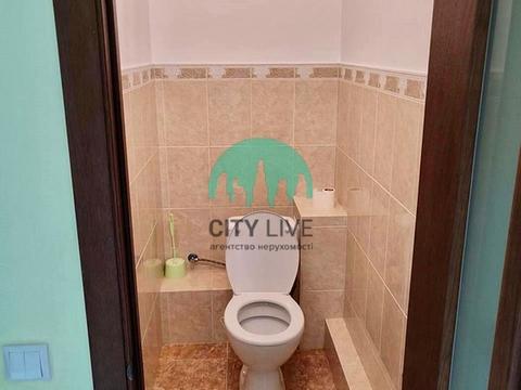 квартира за адресою Тролейбусна вул., 32