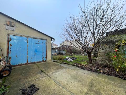 ділянка за адресою Рясна вул.