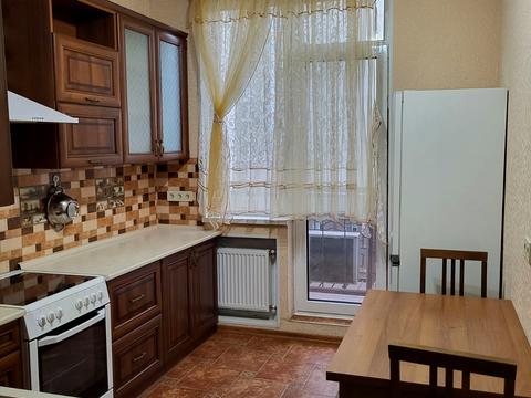 квартира за адресою Перлинна вул., 3