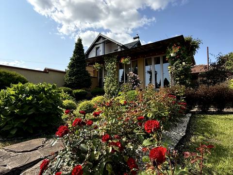 будинок за адресою Лесі Українки вул., 1