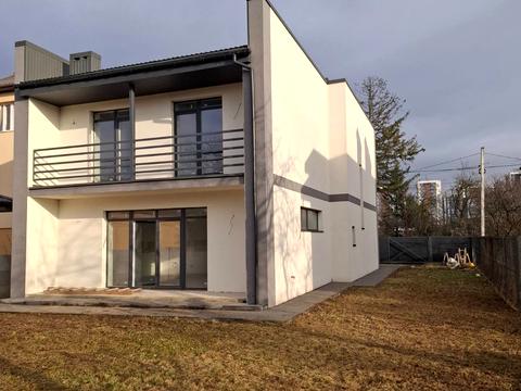 дом по адресу матросової, 10