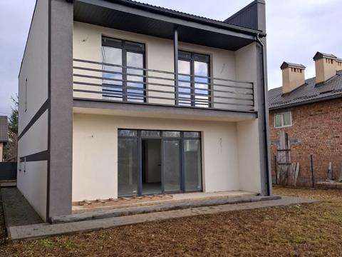 дом по адресу матросової, 10