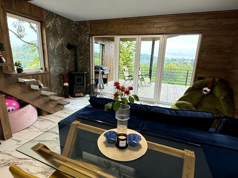 будинок за адресою с. Бірки, Леваневського