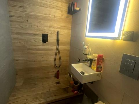 квартира за адресою Костецька вул. (Генерала Ватутіна), 32