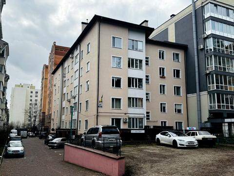 квартира за адресою Лісова вул., 42-44