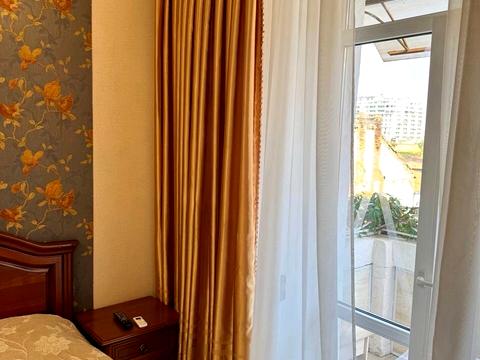 квартира за адресою Святослава Караванського вул. (Жуковського), 22