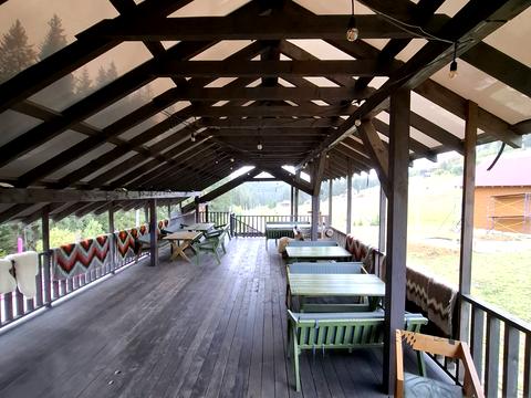 комерційна за адресою яблуниця, 1