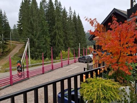 комерційна за адресою яблуниця, 1